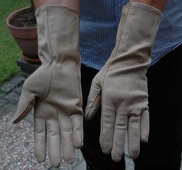 Nomex pilot gloves (desert color)