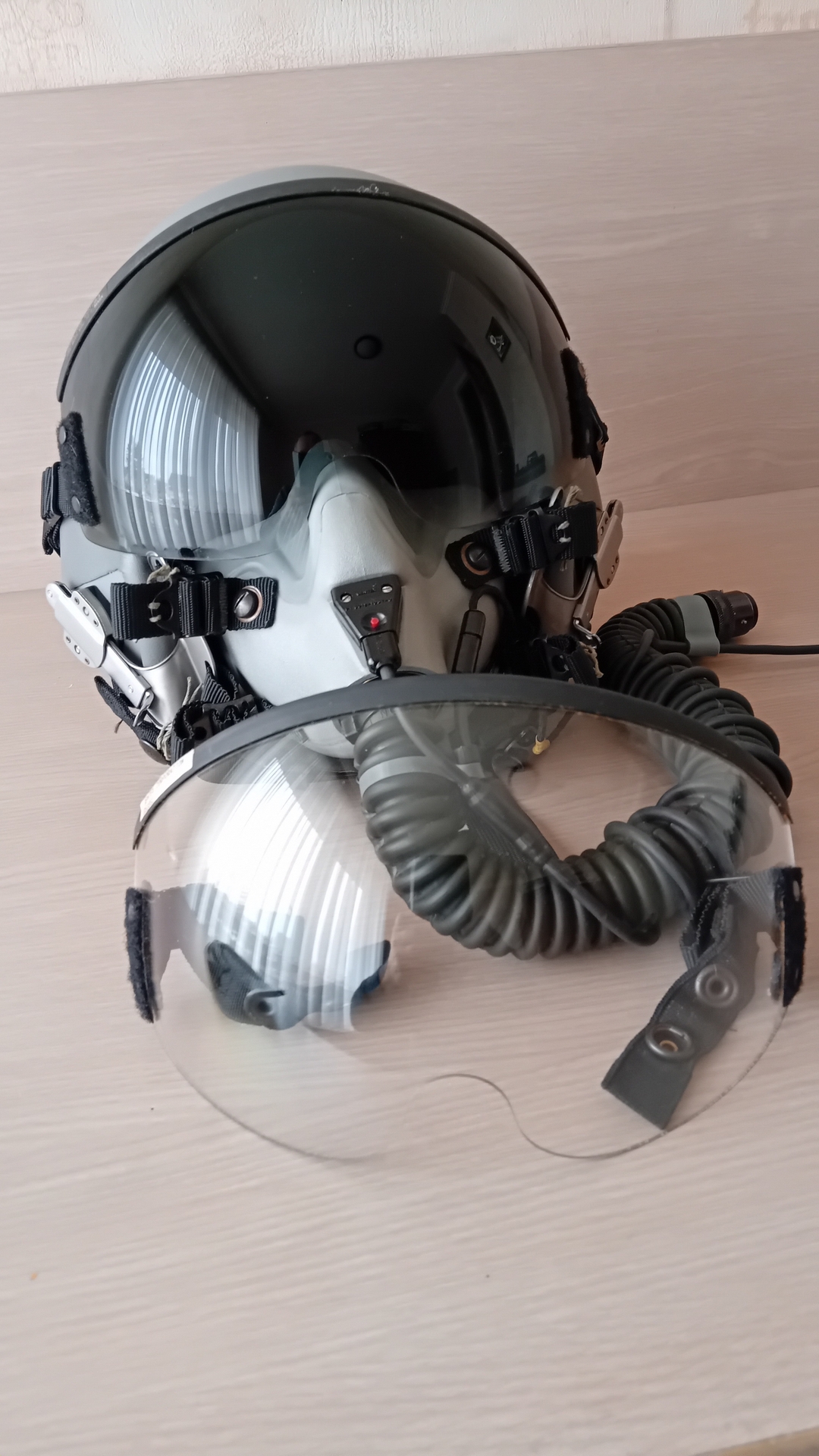 Gentex HGU-55/P flight helmet + MBU-12/P oxygen mask - the 