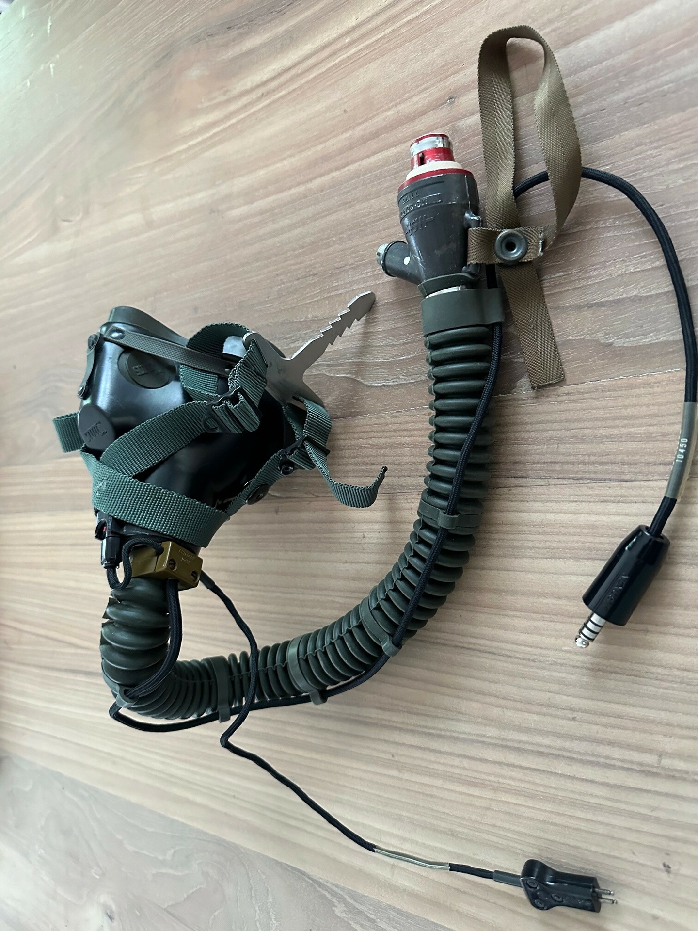 【難あり】MBU-5/P(OXYGEN   MASK）sizeレギュラーワイド MBU-5/P MILITARY PILOT OXYGEN FLIGHT MASK. REGULAR NARROW