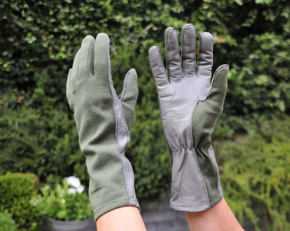 Nomex-piloten-handschoenen-(groen)