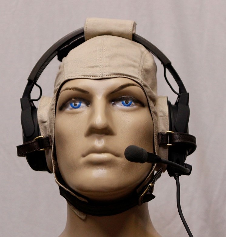 Headsets-flying-helmet