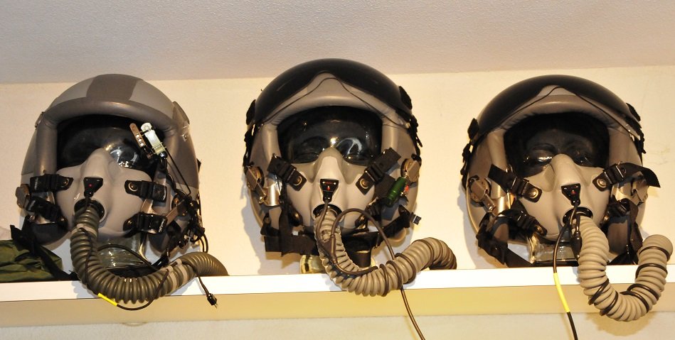 dorp Maak plaats gezagvoerder Piloten helmen,KLu helm,F-16 helm,pilotenhelm,vliegerhelm,Gentex helm - the  Aviation Store.net