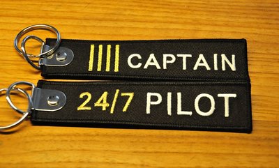 Captain IIII 24/7 Pilot keyring keychain bagagelabel