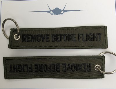 Remove before flight keychain keyring