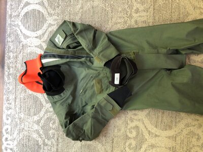 Survival One Dompel pak F-16 fighter pilot