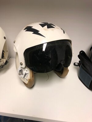 HGU-26 flight helmet