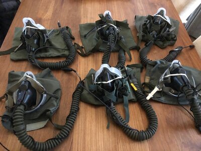 MBU-5 oxygen mask Long Narrow single point bayonet