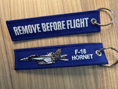 F-18 Hornet keychain keyring bagage label