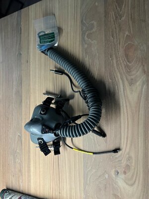 grey Gentex MBU-12/P oxygen mask size Extra Long like New