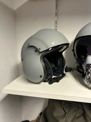 Gentex SPH-5 helicopter flight helmet size Regular or XL  like new