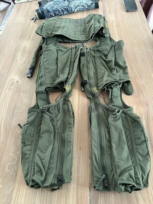 CSU-13 Anti g suit size Small Long II used