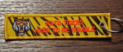 NATO TIGERS - HARD TO HUMBLE keyring keychain bagage label