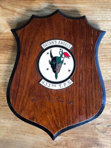 433rd Tactical Fighter Squadron squadron shield